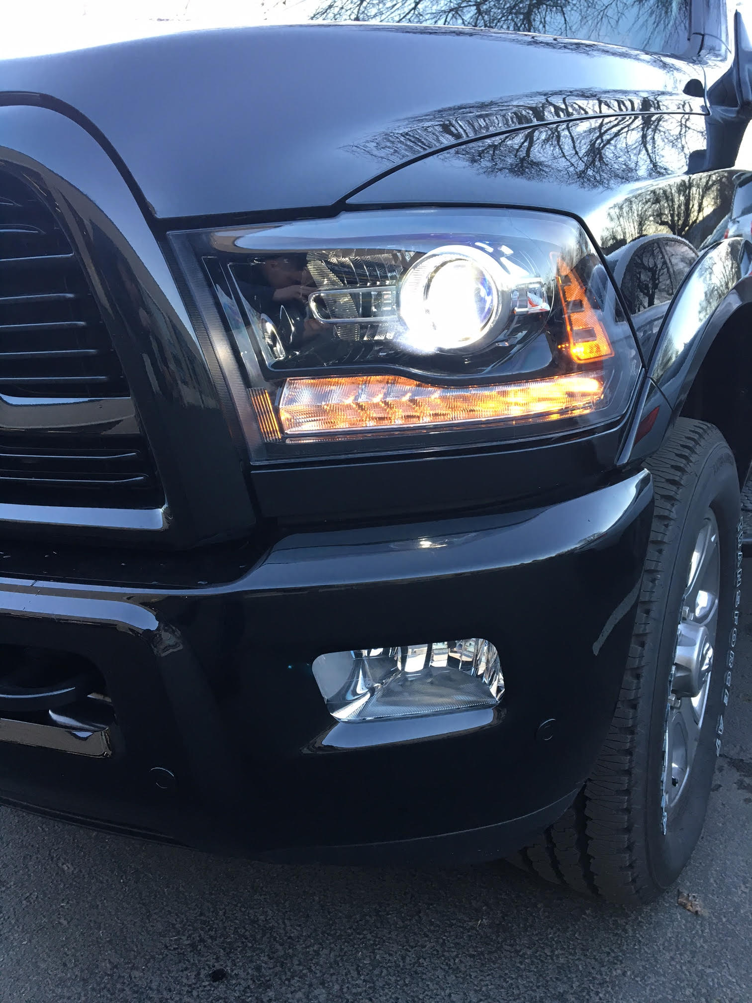 ram 1500 hid headlights